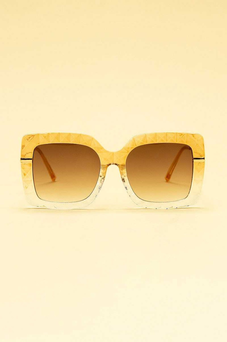 Women Powder | Hayley Limited Edition Sunglasses - Nude